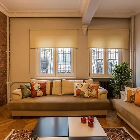 Stylish 1br Near Taksim & Bosphorus Great Design *