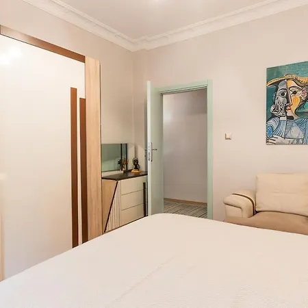 Stylish 1br Near Taksim & Bosphorus Great Design Apartment Istanbul