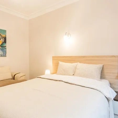 Apartment Stylish 1br Near Taksim & Bosphorus Great Design *