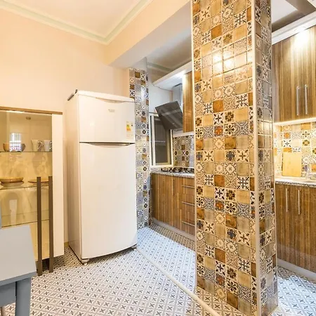 Stylish 1br Near Taksim & Bosphorus Great Design Lägenhet
