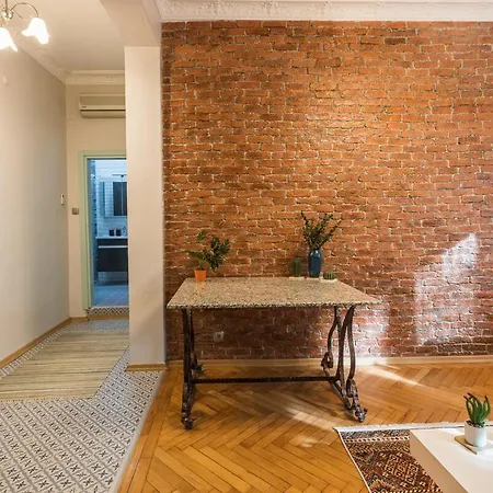 Stylish 1br Near Taksim & Bosphorus Great Design Appartamento *